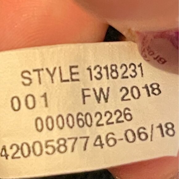 Under Armour Boy's Black Gray Zip Up Jacket S - Picture 3 of 6